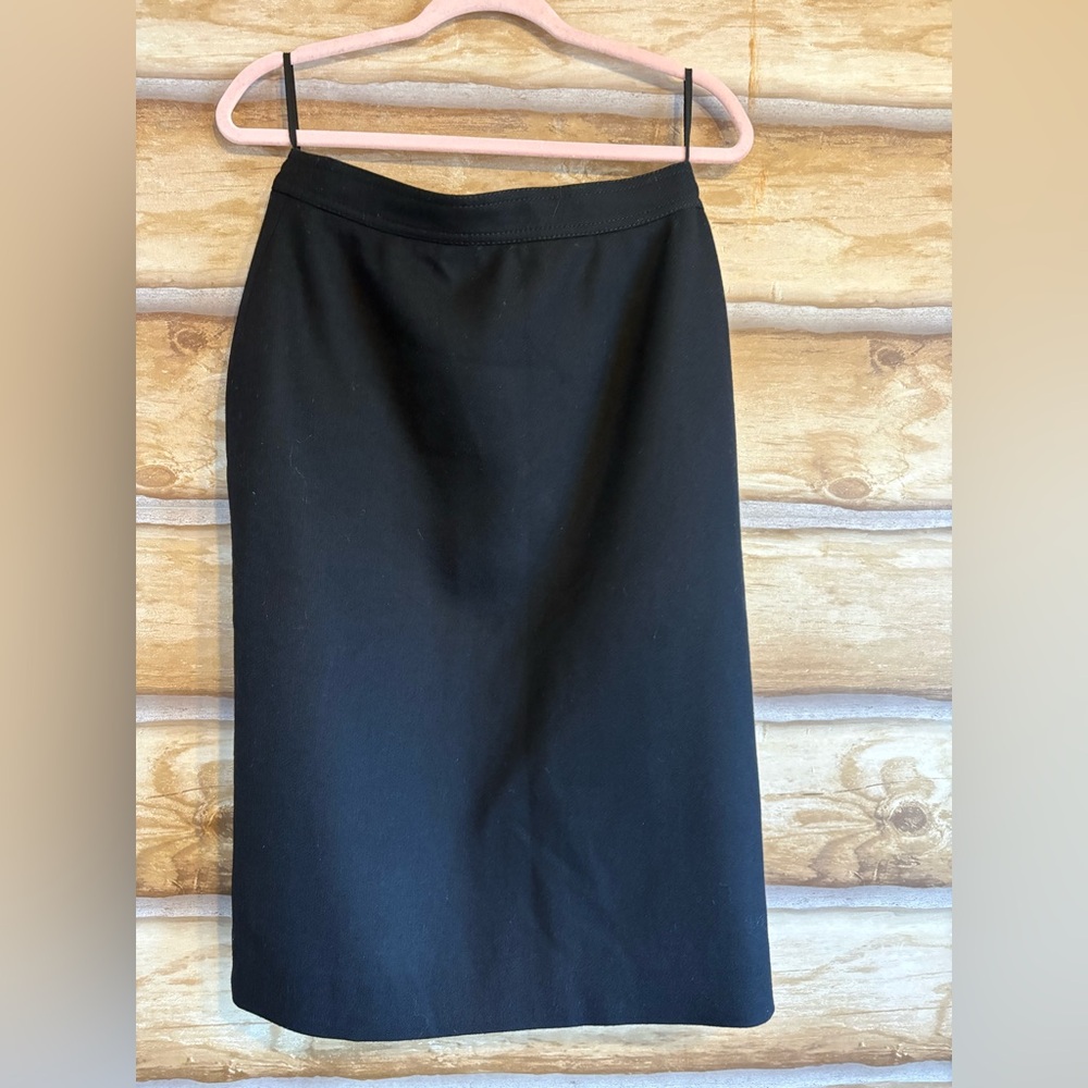 Louis Feraud Classic Black Pencil Skirt